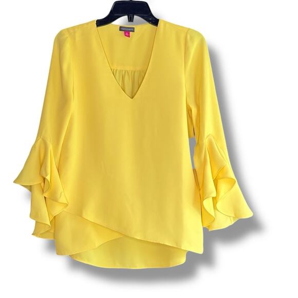 Vince Camuto sunburst yellow V-Neck 3/4-Flutter Sleeve Blouse NEW - Picture 3 of 7